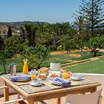 Quinta Bonita & Gardens 4*