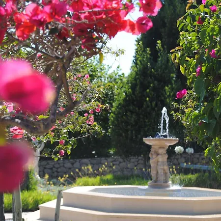 Quinta Bonita & Gardens 4* Lagos