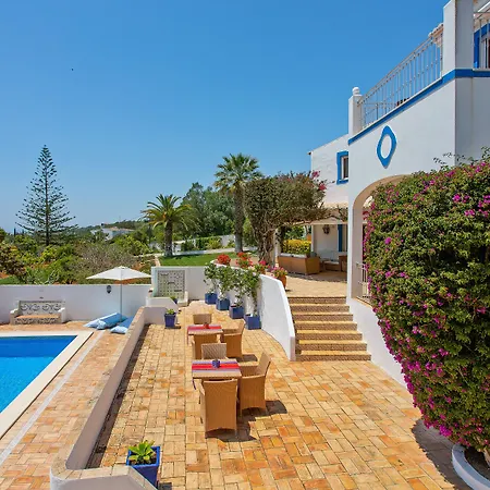 Hotel Quinta Bonita & Gardens 4*