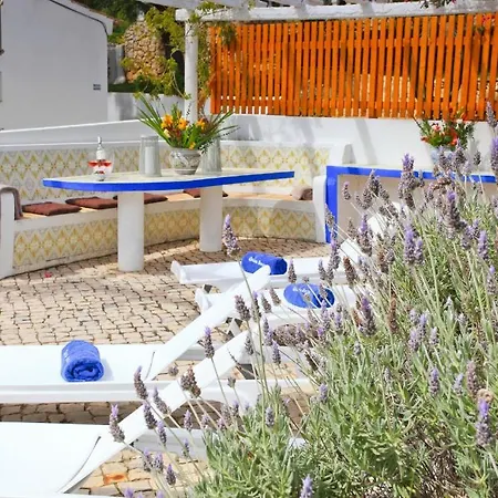Quinta Bonita & Gardens 4*