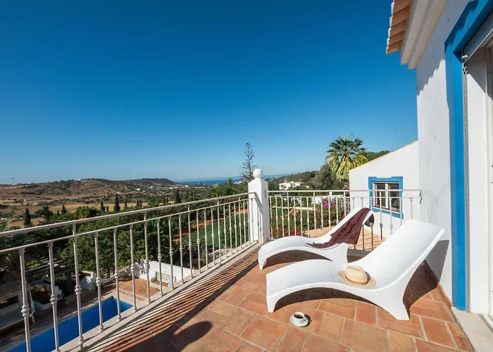 Quinta Bonita & Gardens 4*