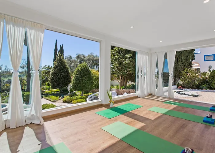 فندق Quinta Bonita & Gardens Valverde (Faro)