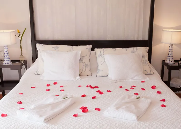 فندق Quinta Bonita & Gardens 4*