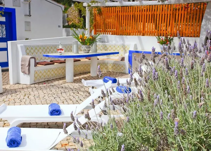 Quinta Bonita & Gardens 4*