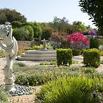 Hotel Quinta Bonita & Gardens 4*