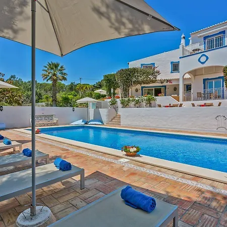 Quinta Bonita & Gardens 호텔 4*