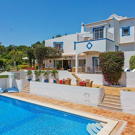 Quinta Bonita & Gardens 4*